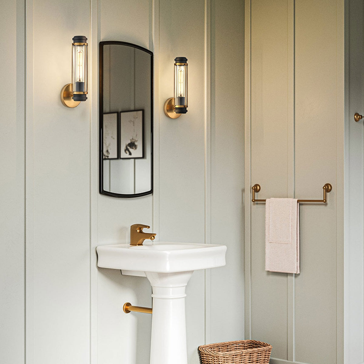 Masthead IP44 Single Wall Light in Heritage Brass and Black