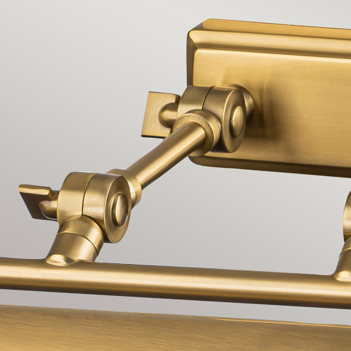 Winchfield Large Adjustable Picture Light in Aged Brass