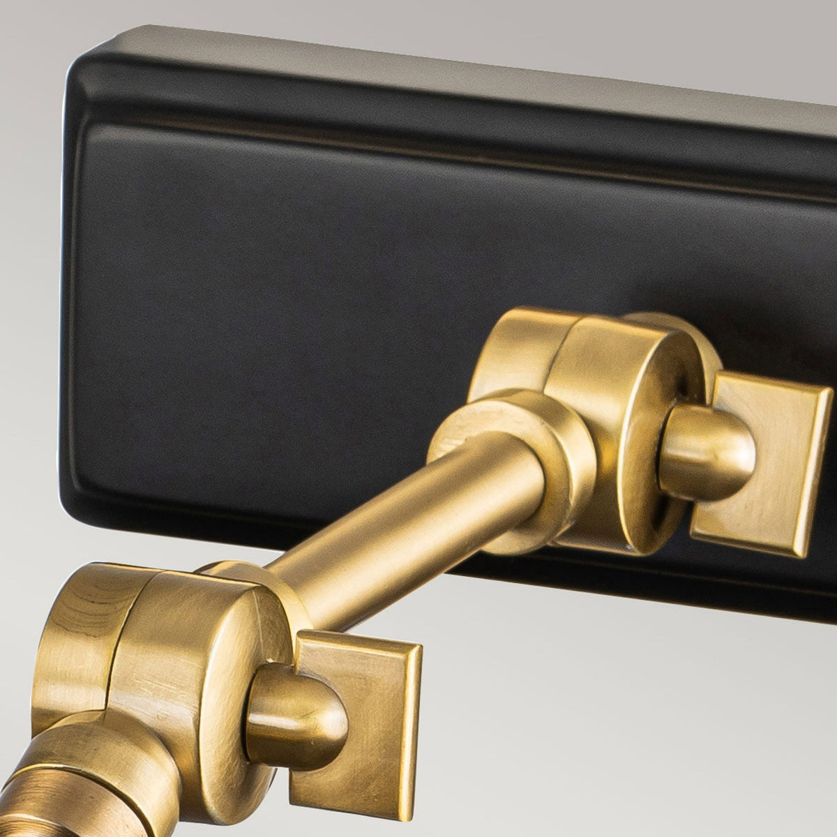 Winchfield Medium Adjustable Picture Light in Aged Brass & Matte Black