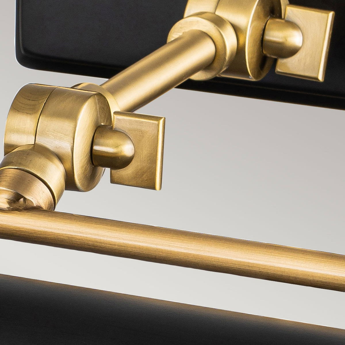 Winchfield Medium Adjustable Picture Light in Aged Brass & Matte Black