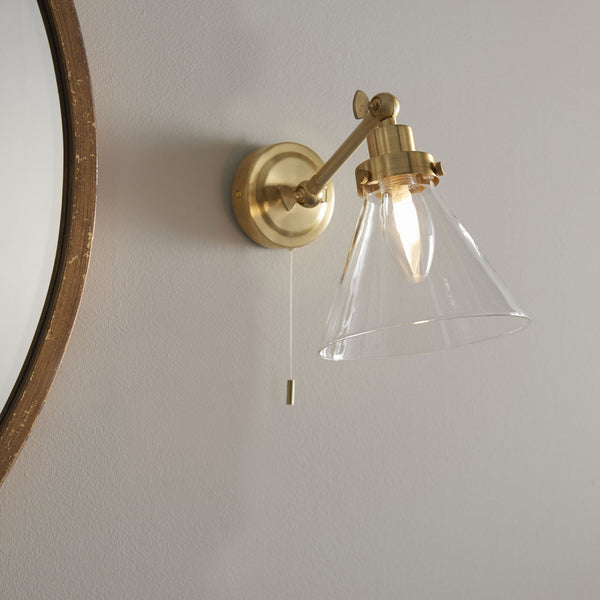 Faraday Switched IP44 Bathroom Wall Light in Satin Brass