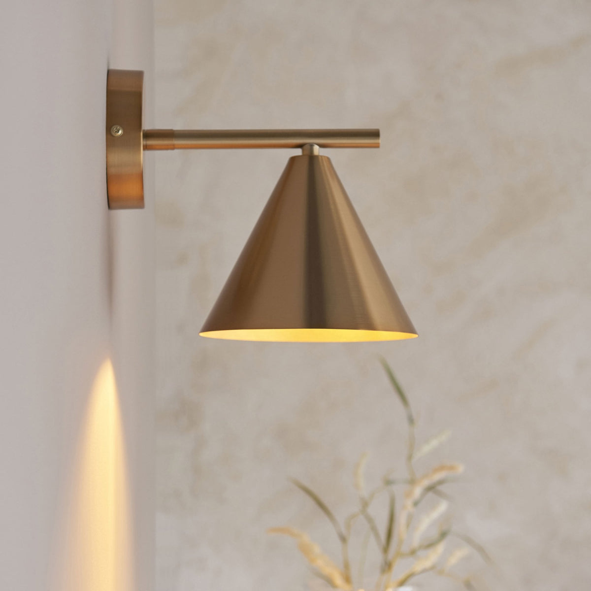Cape Adjustable Wall Light in Antique Brass