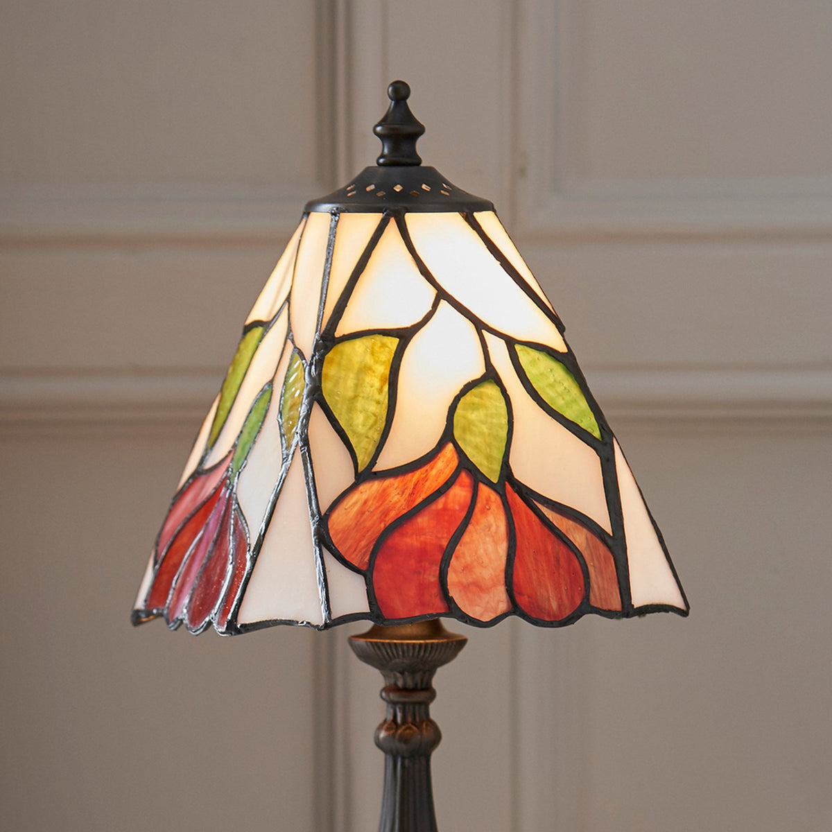 Botanica Small Tiffany Glass Table Lamp