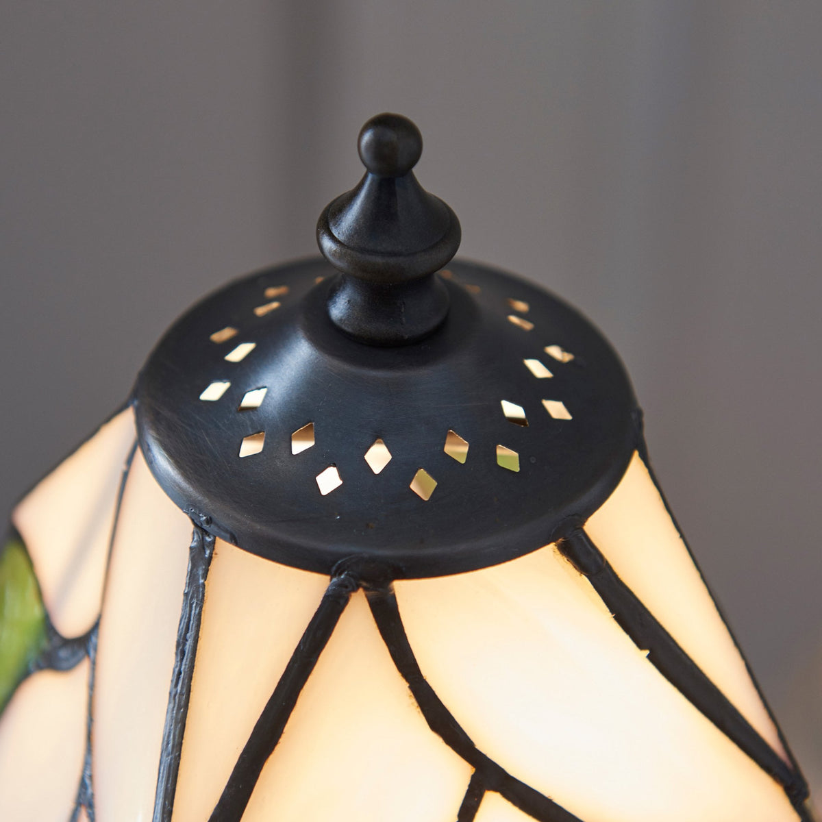 Botanica Small Tiffany Glass Table Lamp
