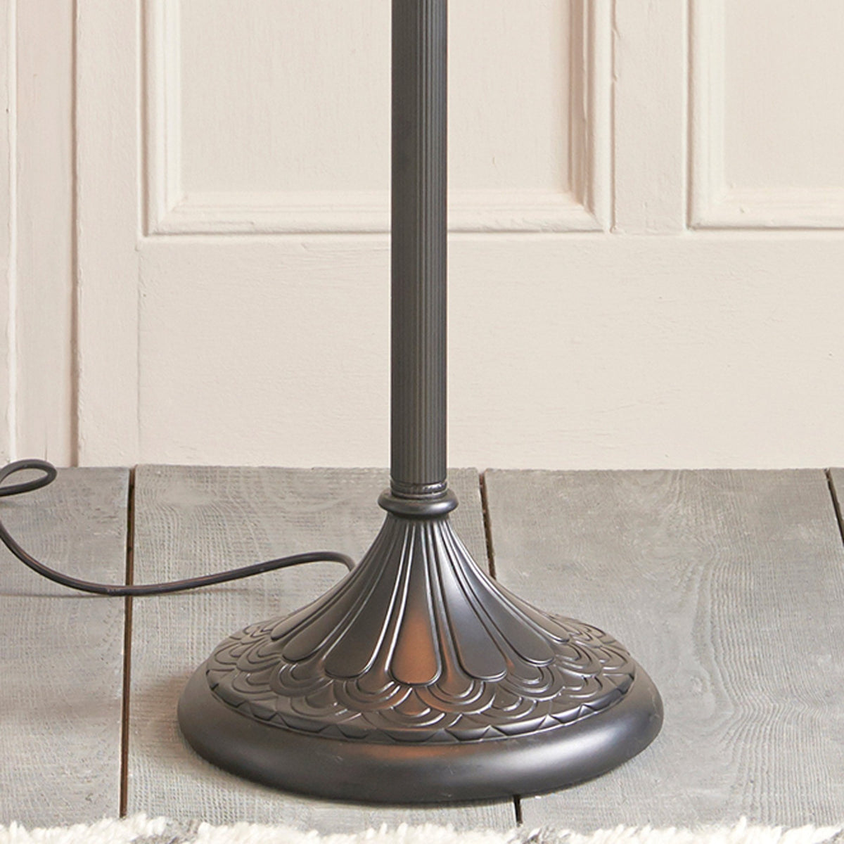 Beige Dragonfly Tiffany Glass Floor Lamp