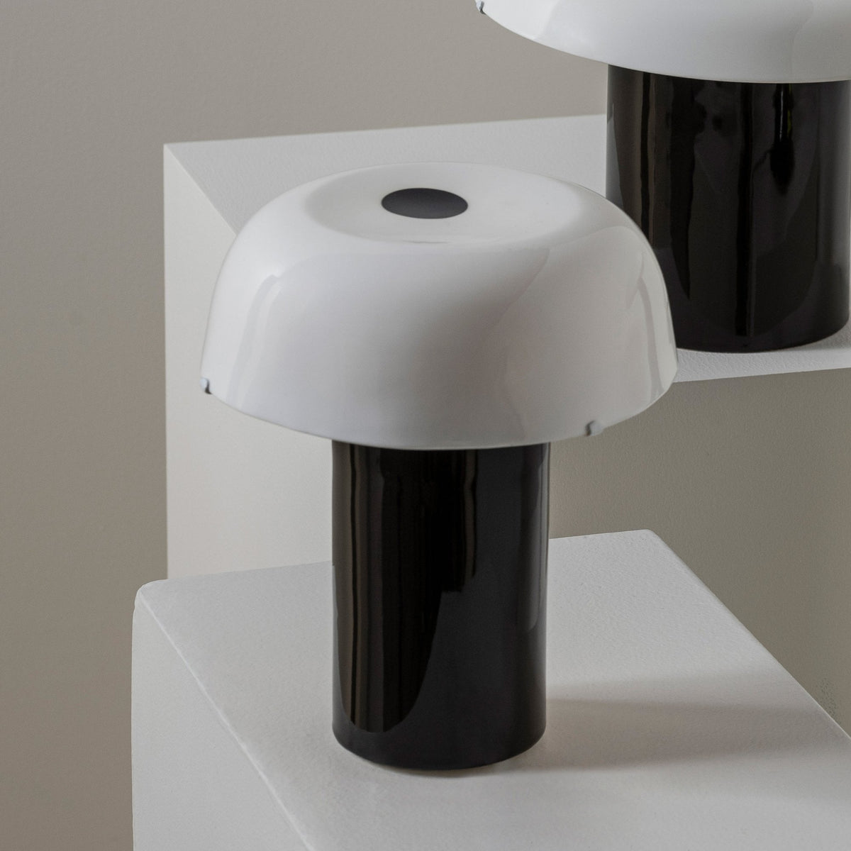 Celine N°2 Terres De Rêves Table Lamp In Black & White