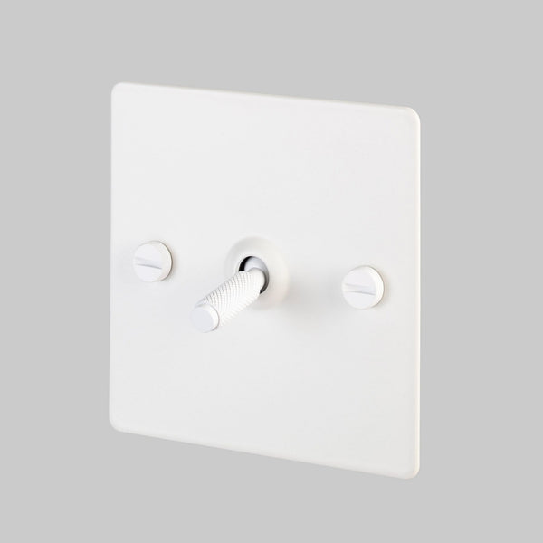 One Gang 3-Way Intermediate Light Switch in White with Knurled Toggle