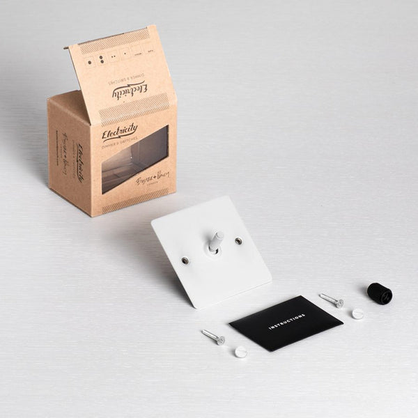 One Gang 3-Way Intermediate Light Switch in White with Knurled Toggle