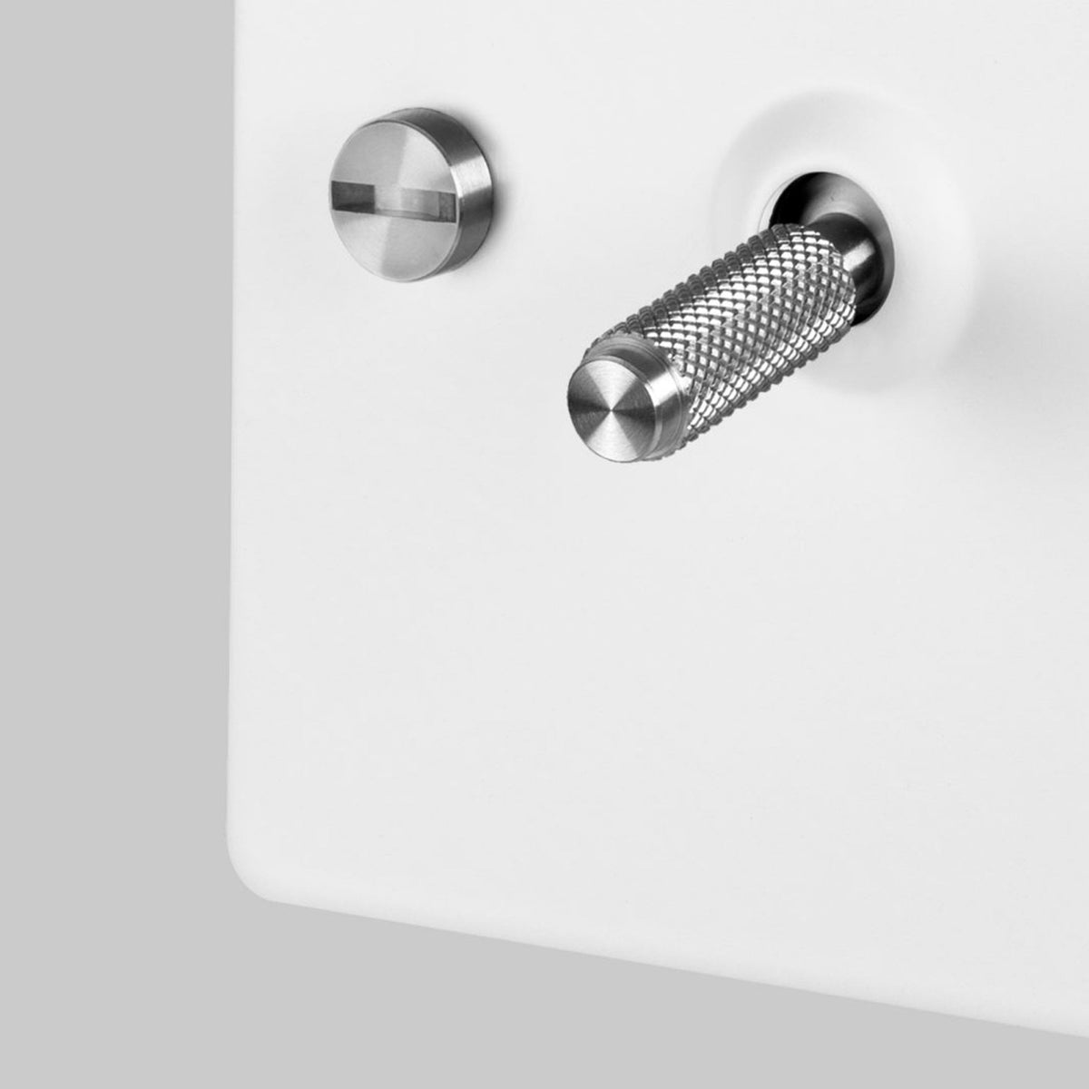 One Gang 3-Way Intermediate Light Switch in White & Steel with Knurled Toggle