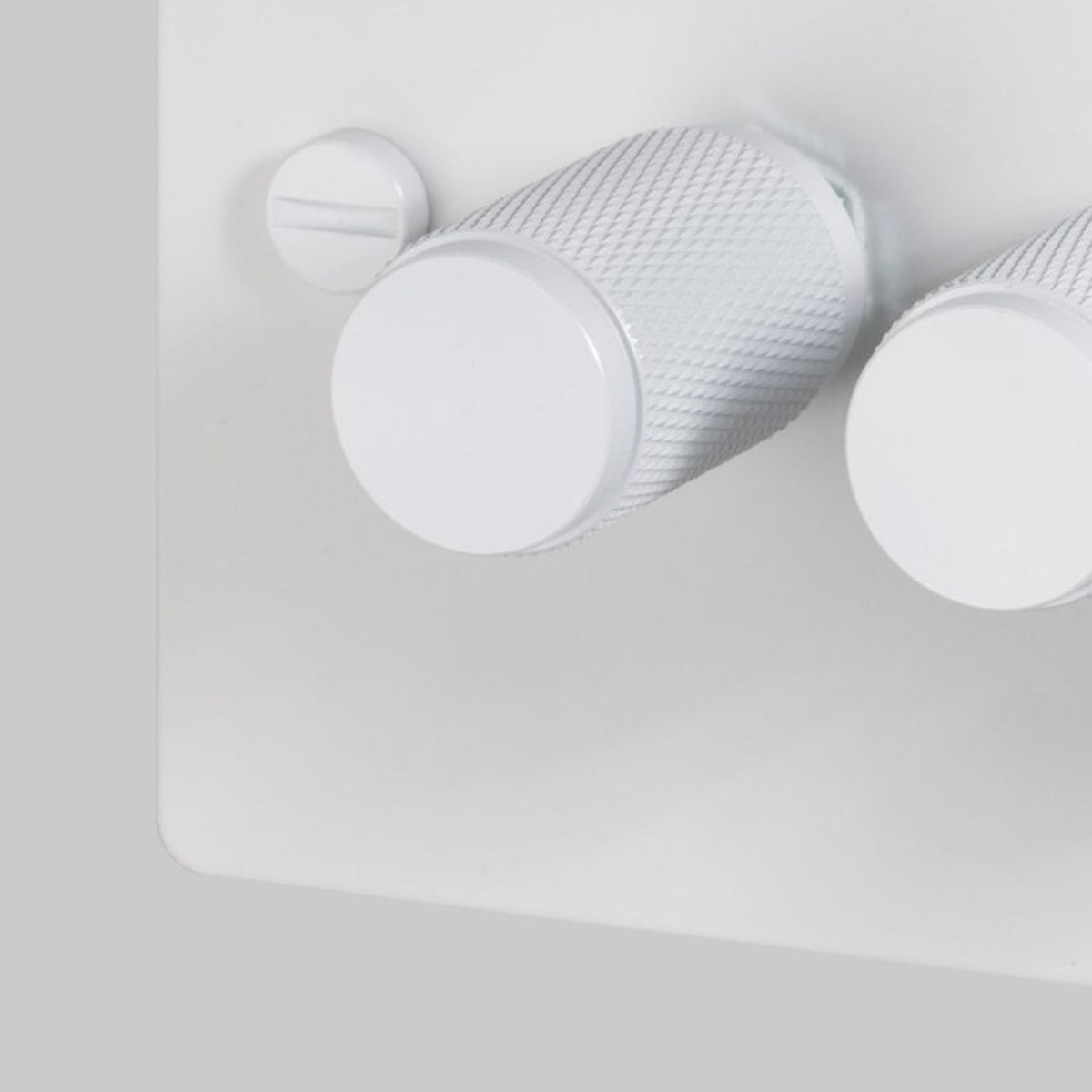 Three Gang 2-Way Dimmer Light Switch in White with Knurled Knobs