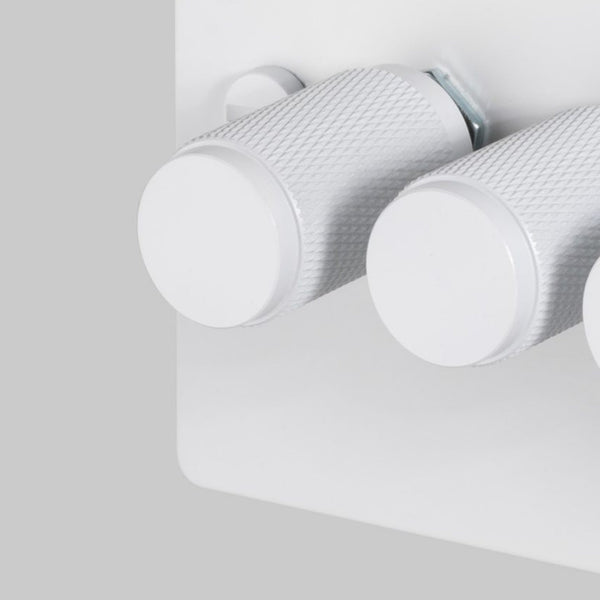 Four Gang 2-Way Dimmer Light Switch in White with Knurled Knobs