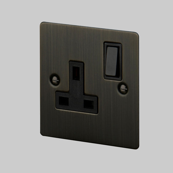 One Gang 13 Amp Switched Plug Socket In Smoked Bronze
