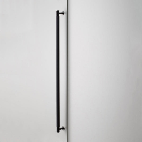 Knurled Closet Bar Handle In Black