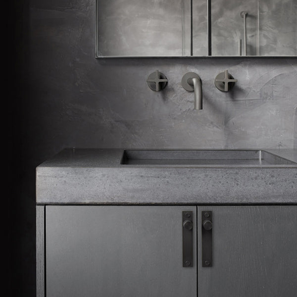 Knurled Furniture Knob Set With Back Plates In Smoked Bronze