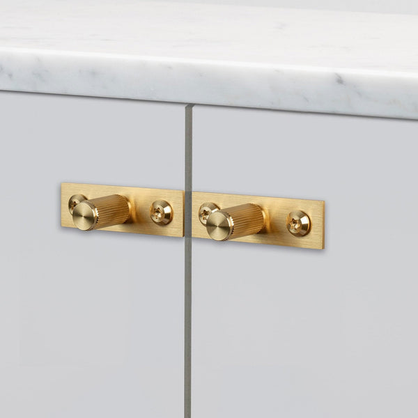 Linear Knurled Furniture Knob Set With Back Plates In Solid Brass
