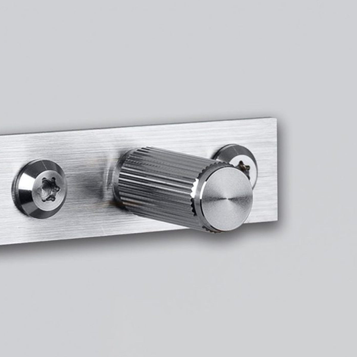 Linear Knurled Furniture Knob Set With Back Plates In Solid Steel