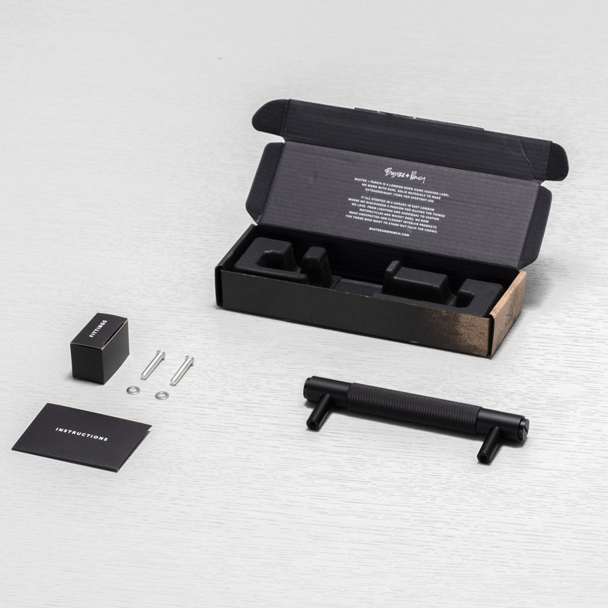 Knurled Small Pull Bar Cabinet Handle In Black