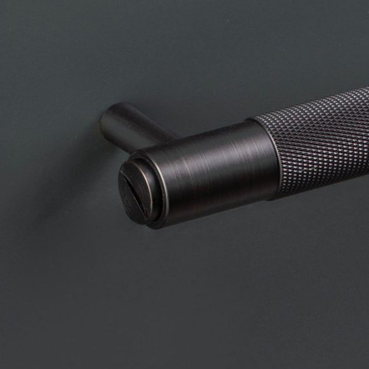 Knurled Small Pull Bar Cabinet Handle In Solid Smoked Bronze
