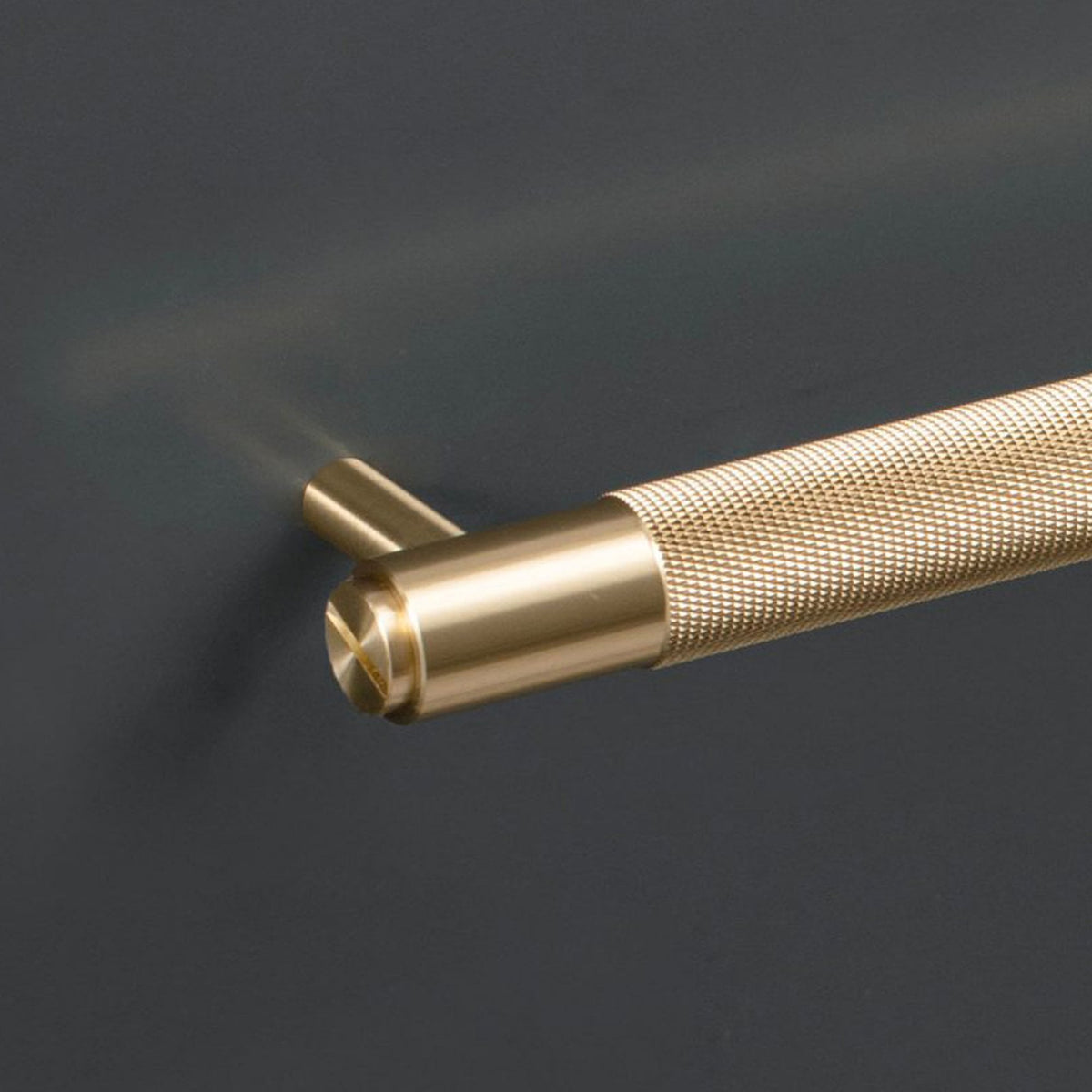 Knurled Large Pull Bar Cabinet Handle In Solid Brass