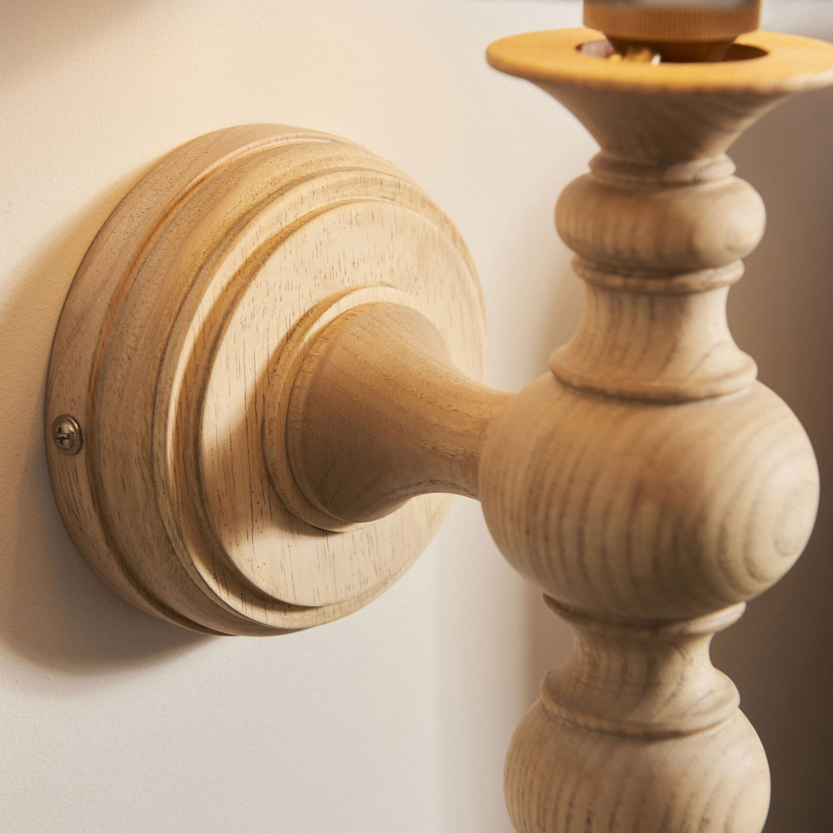 Bibury Wall Light in Natural Ash Finish