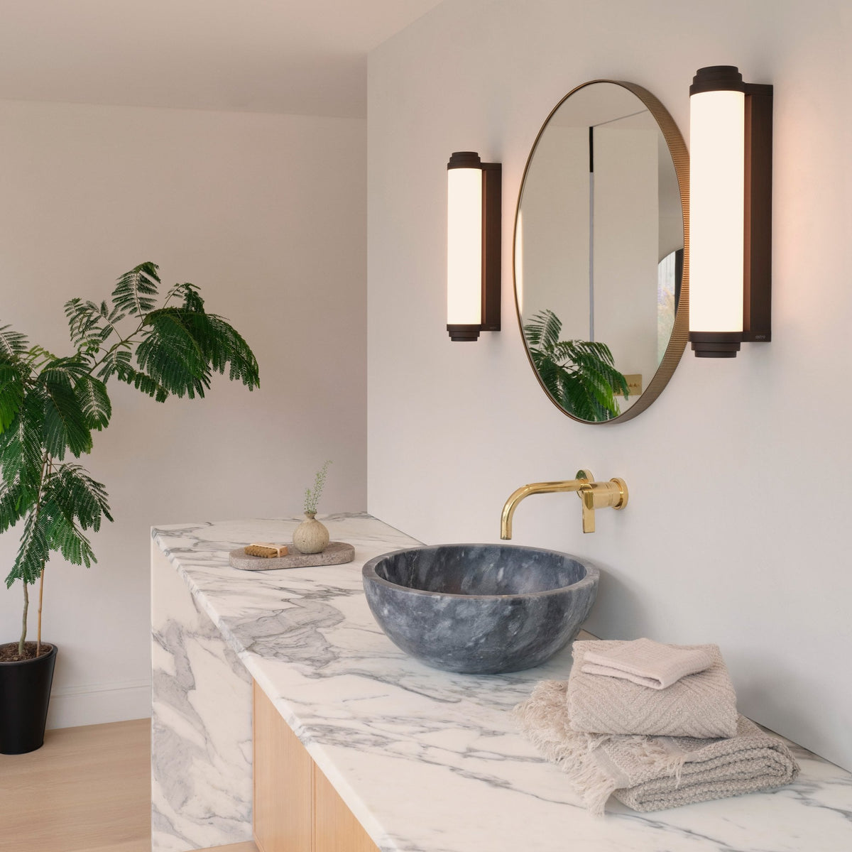 Burlington 400 IP44 Phase Dimmable Wall Light In Bronze