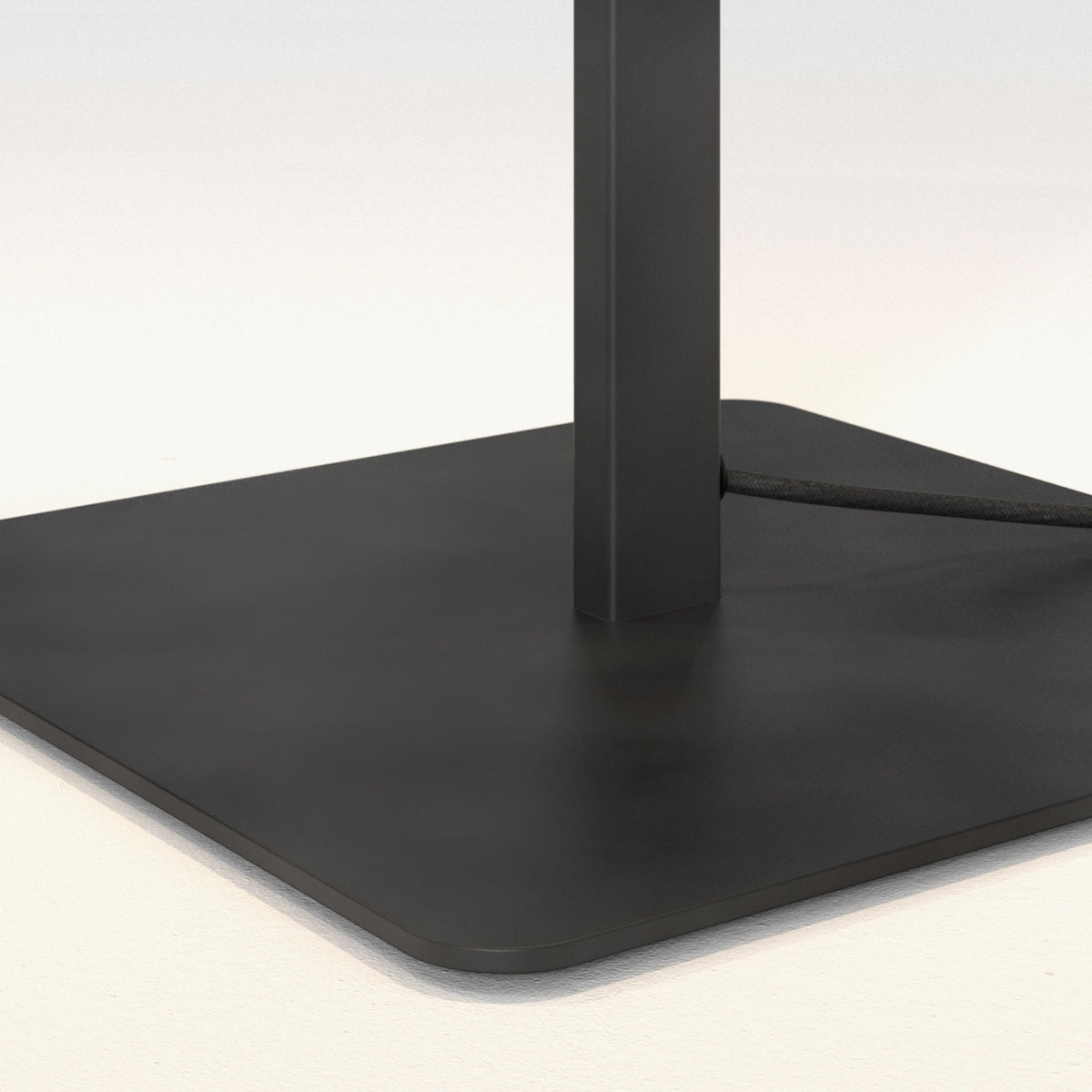 Beaumont Floor Lamp in Matt Black