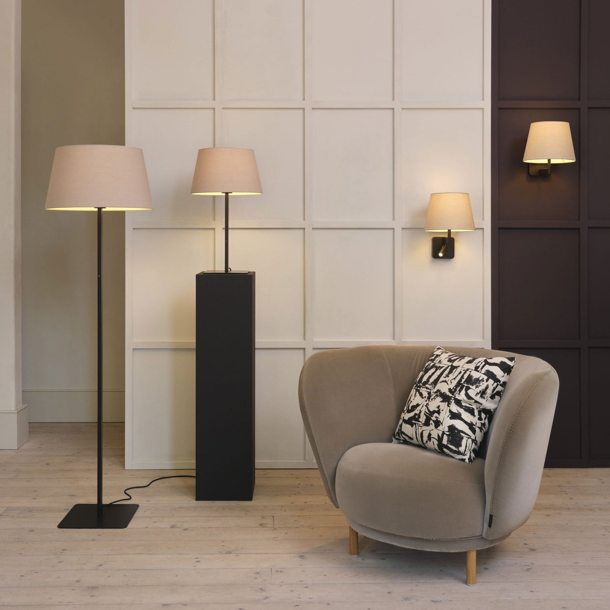 Beaumont Floor Lamp in Matt Black