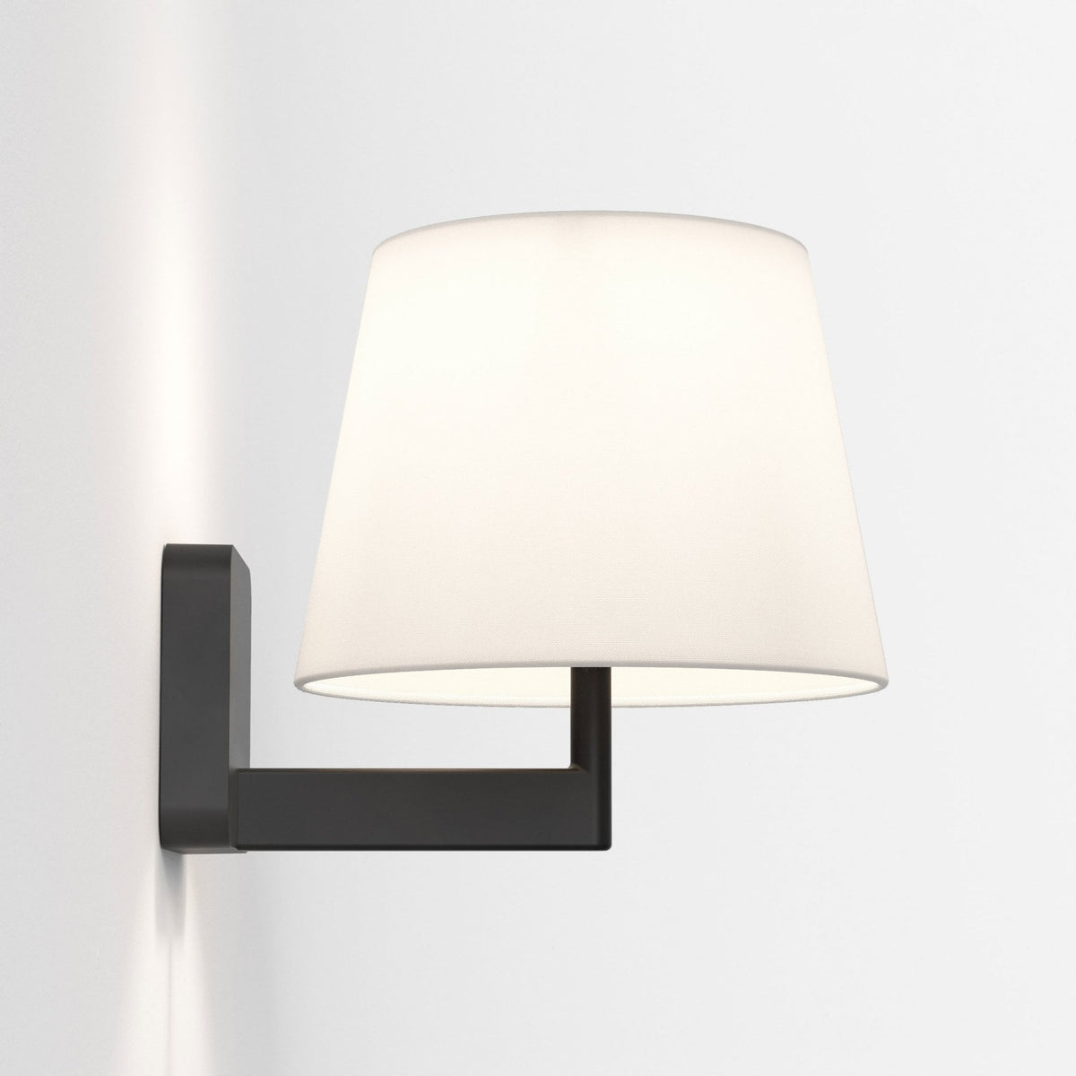 Beaumont Wall Light in Matt Black