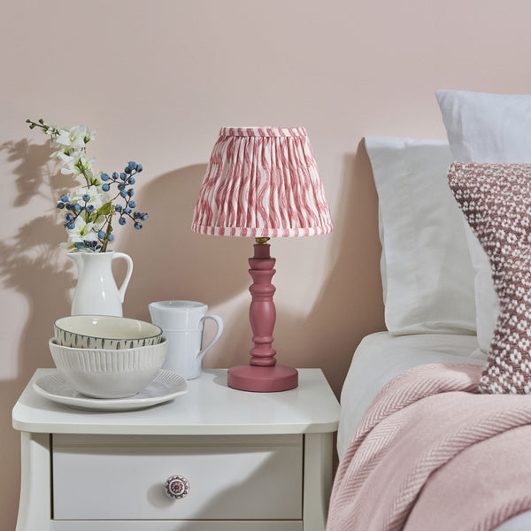 Bibury Table Lamp in Pink Clay with Ripple 20cm Coral Pink Shade