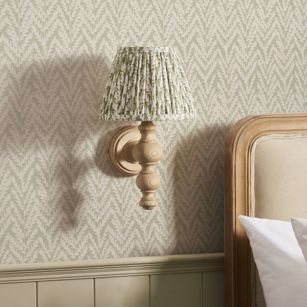 Bibury Wall Light in Natural Ash with Leaf 20cm Herb Garden Green Shade