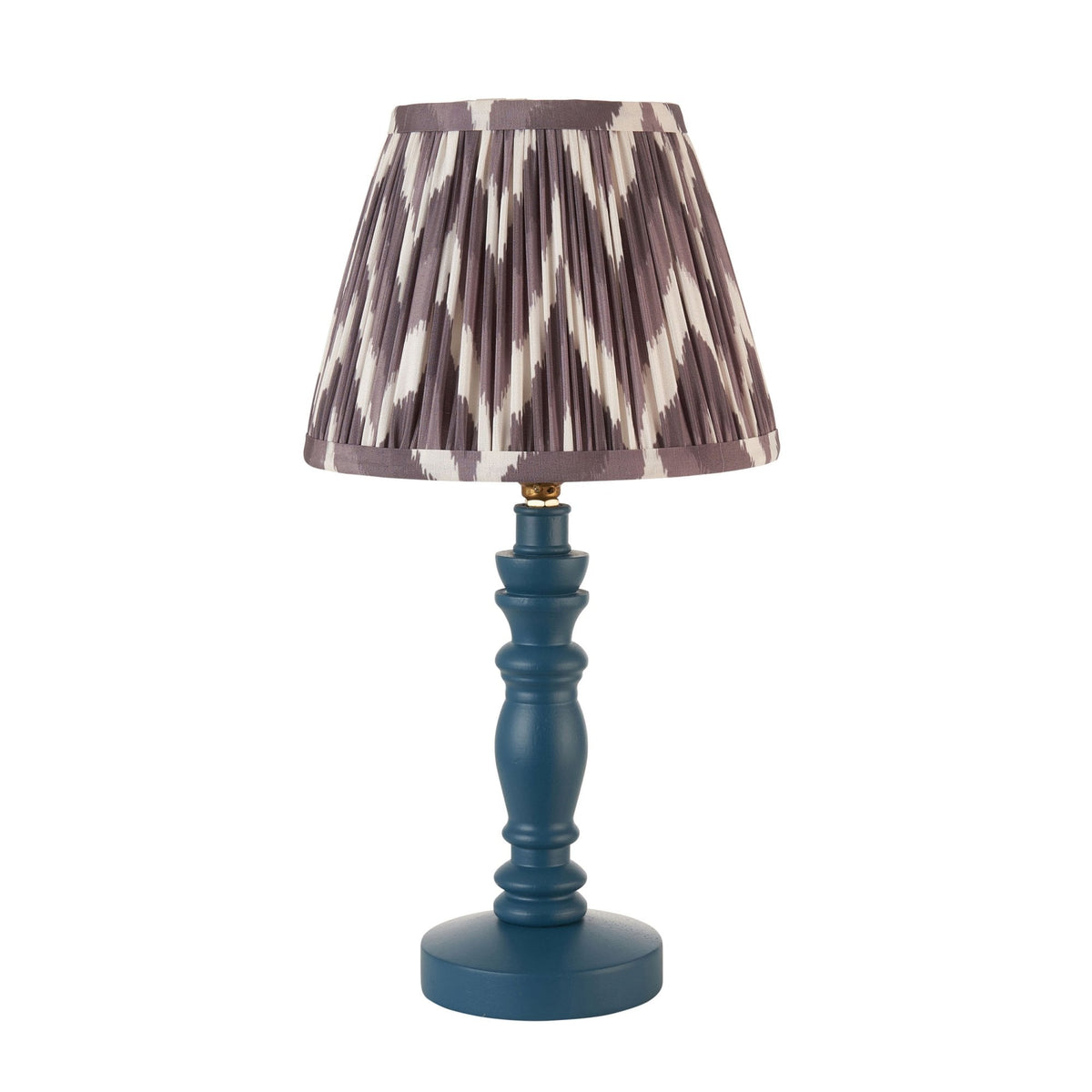 Bibury Table Lamp in Marlin Blue with Zigzag 20cm Pearl Grey Shade