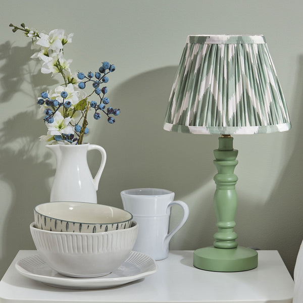 Bibury Table Lamp in Cotswold Green with Zigzag 20cm Cotswold Green Shade