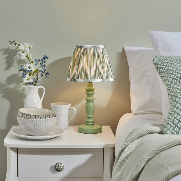 Bibury Table Lamp in Cotswold Green with Zigzag 20cm Cotswold Green Shade