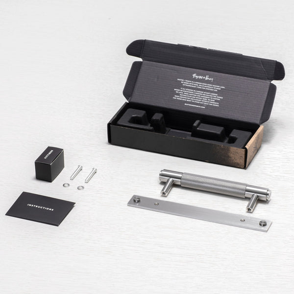 Knurled Small Pull Bar Cabinet Handle With Back Plate In Solid Steel