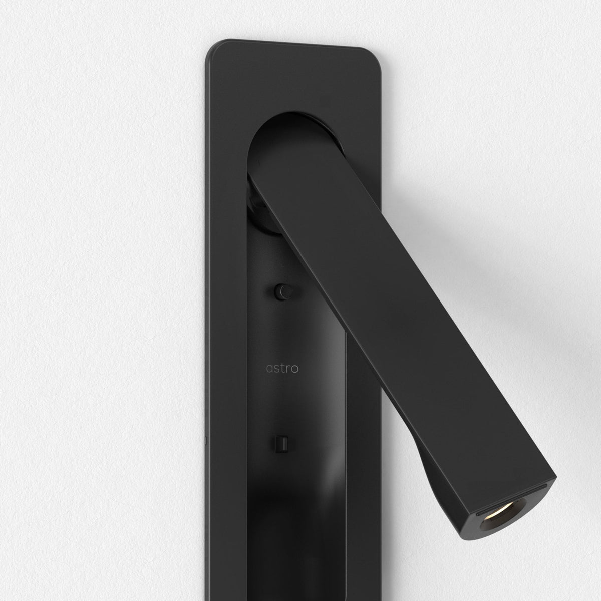 Keta USB-C Recessed Switched LED Reading Light in Matt Black