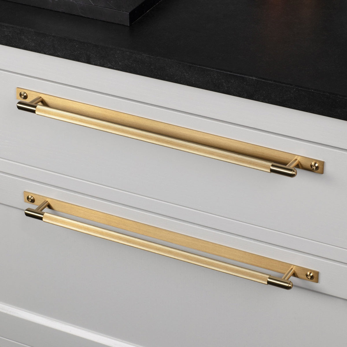 Linear Knurled Large Pull Bar Cabinet Handle With Back Plate In Solid Brass