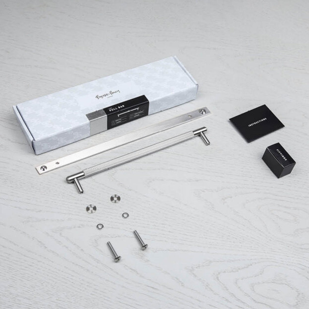 Linear Knurled Medium Pull Bar Cabinet Handle With Back Plate In Solid Steel