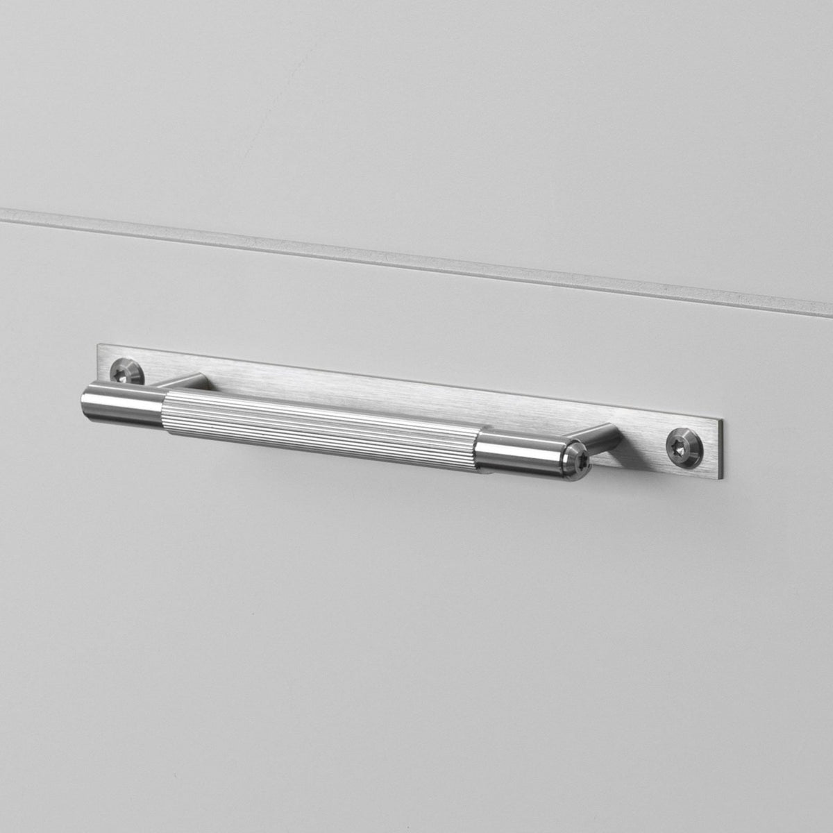 Linear Knurled Small Pull Bar Cabinet Handle With Back Plate In Solid Steel