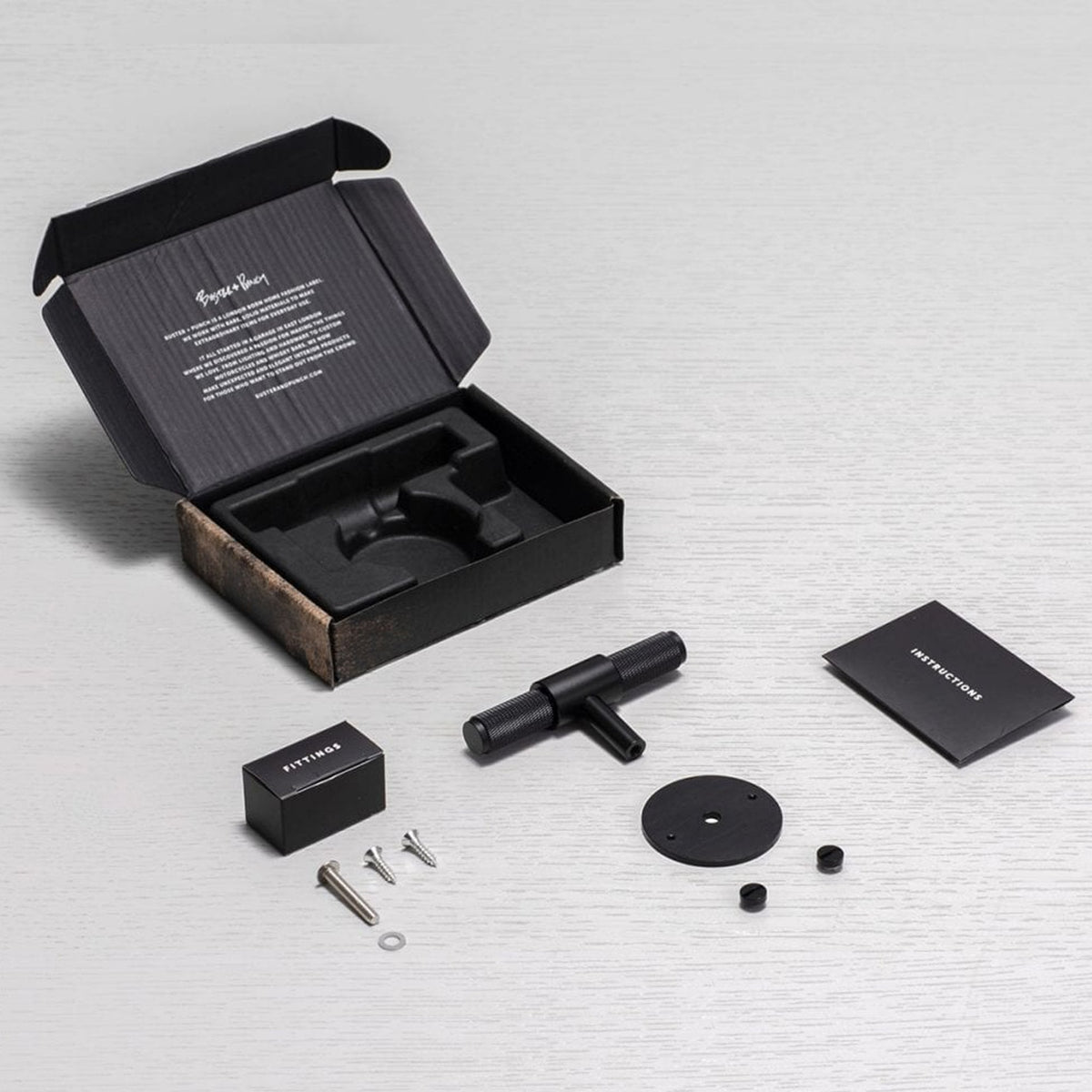 Knurled T-Bar Cabinet Handle With Back Plate In Black