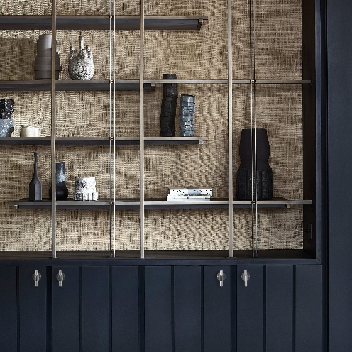 Knurled T-Bar Cabinet Handle With Back Plate In Solid Steel