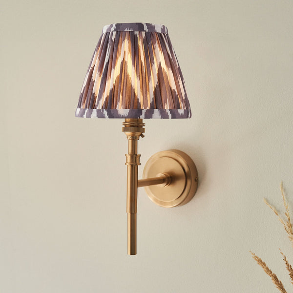 Chester Single Wall Light in Aged Brass with Zigzag 16cm Pearl Grey Shade