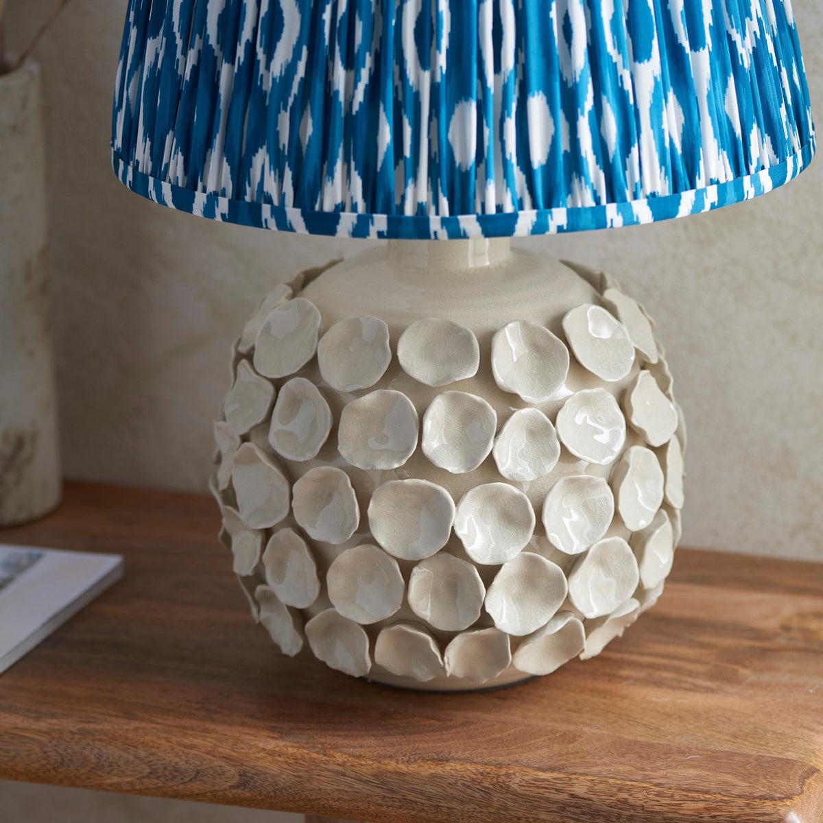 Borello Ceramic Table Lamp in Vintage White with Ikat 35cm Marlin Blue Shade