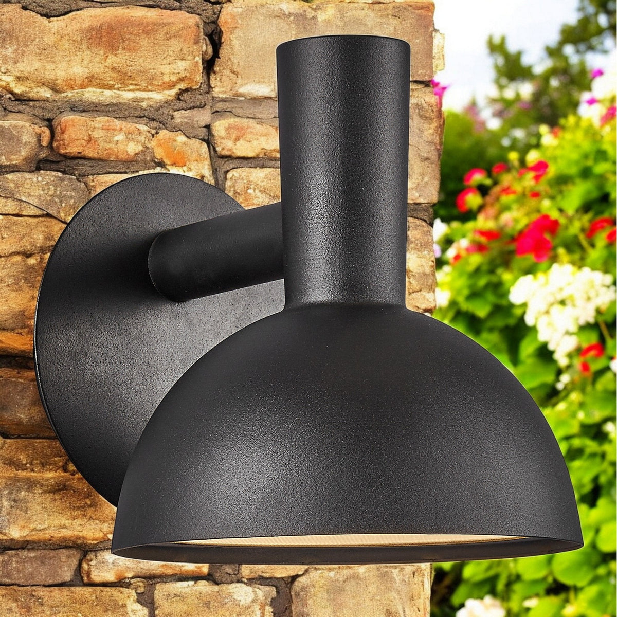 Arki 20 Outdoor Wall Light In Black