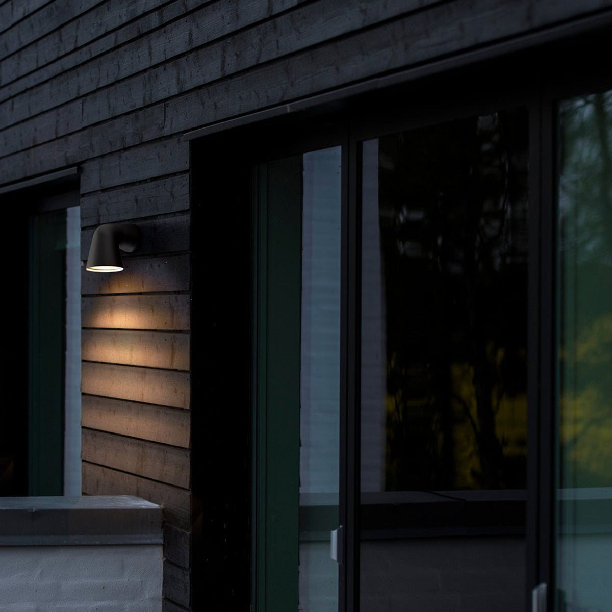 Front Outdoor IP44 Wall Light in Black