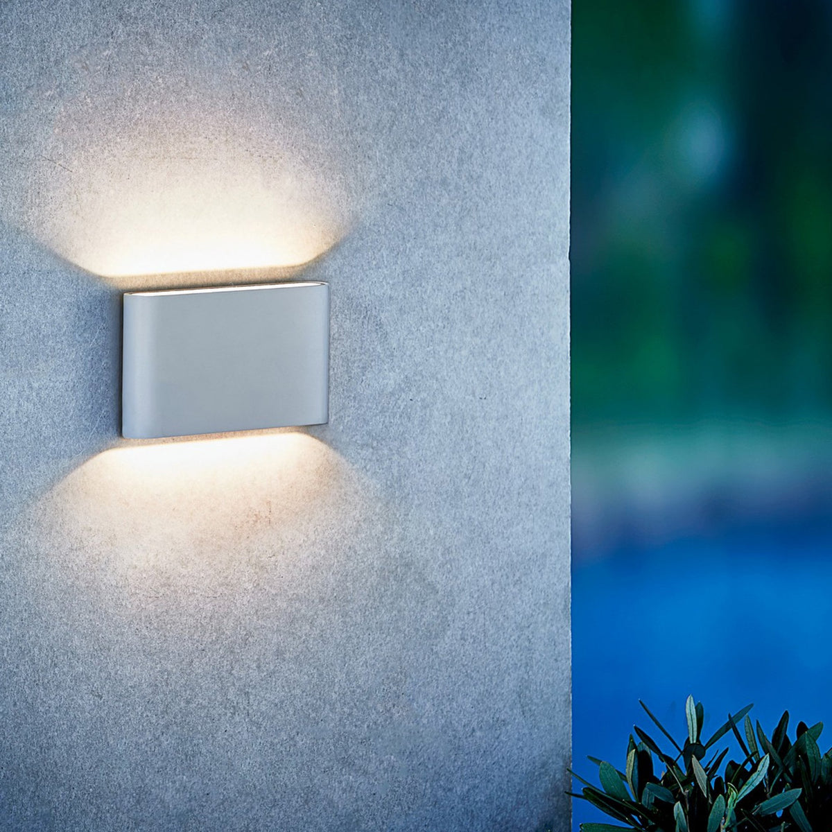 Kinver IP54 LED Up and Down Wall Light in White