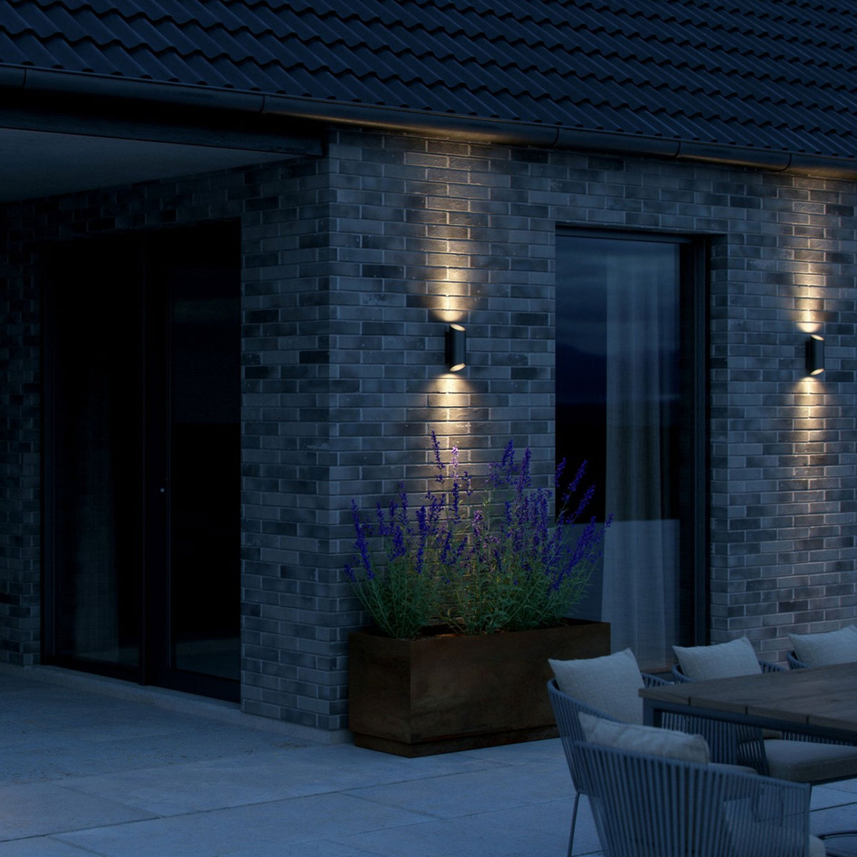Nico 22 Round Outdoor IP54 Up and Down Wall Light in Black