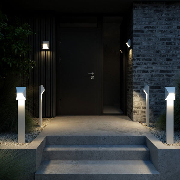 Pontio 15 IP54 Wall Light in White