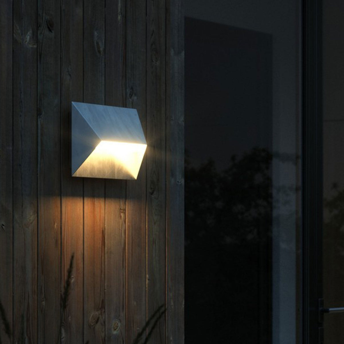 Pontio 27 IP54 Coastal Galvanized Wall Light
