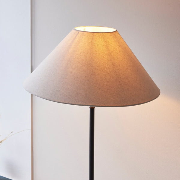 Lille Floor Lamp in Matt Black with Tapered Natural Linen Shade