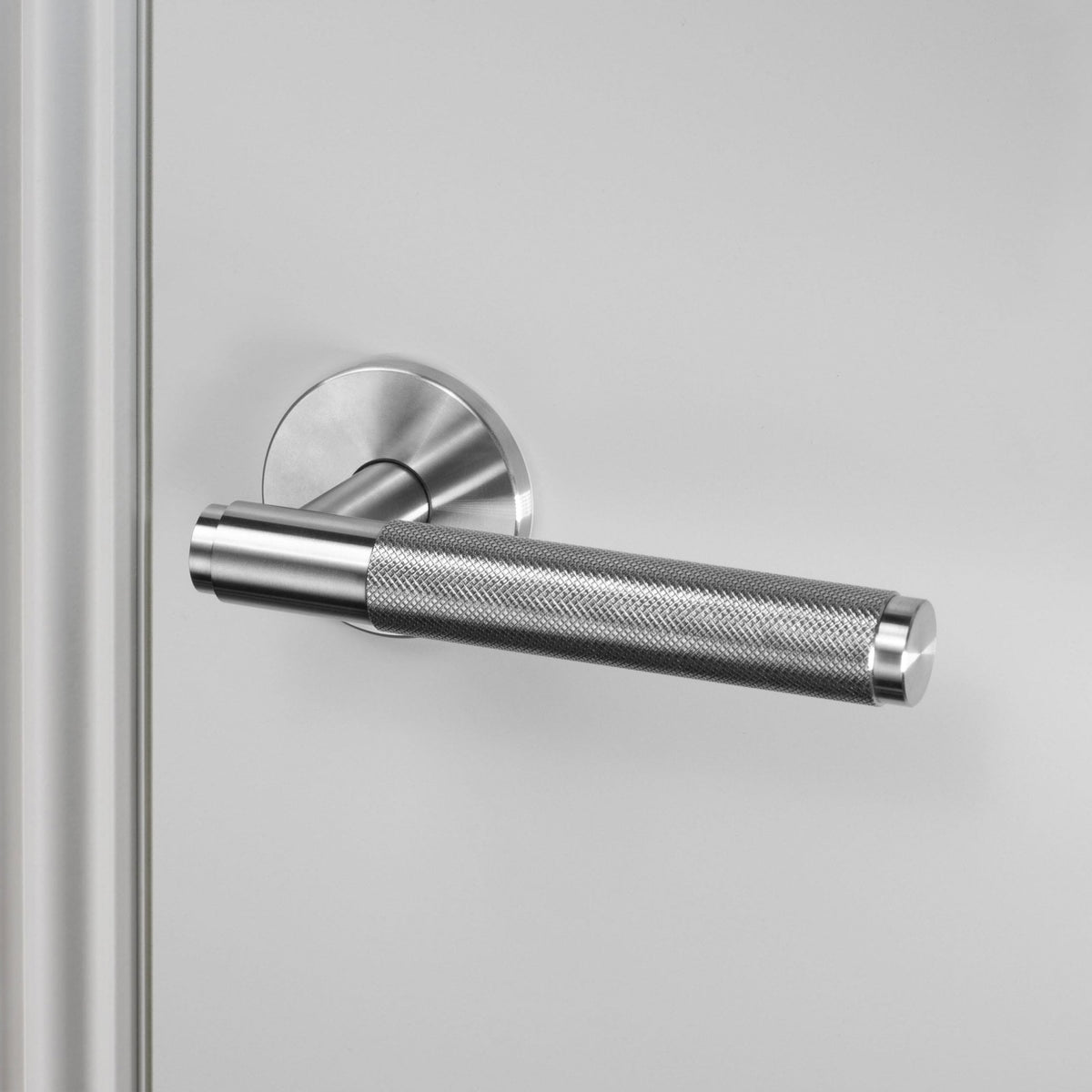 Cross Cut Knurled Door Handle Set In Solid Steel